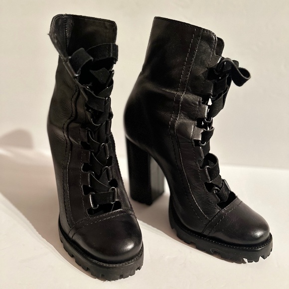 Schutz Talia Leather boots with lug sole sz 6.5 - Picture 1 of 6